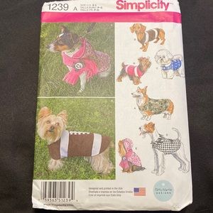 Simplicity UNCUT Dog Coats - Pattern 1239 A Sizes S-L 2014